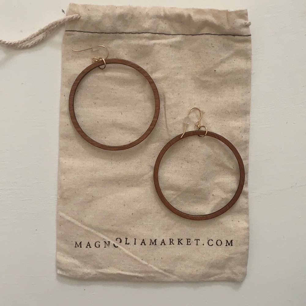 Magnolia earrings